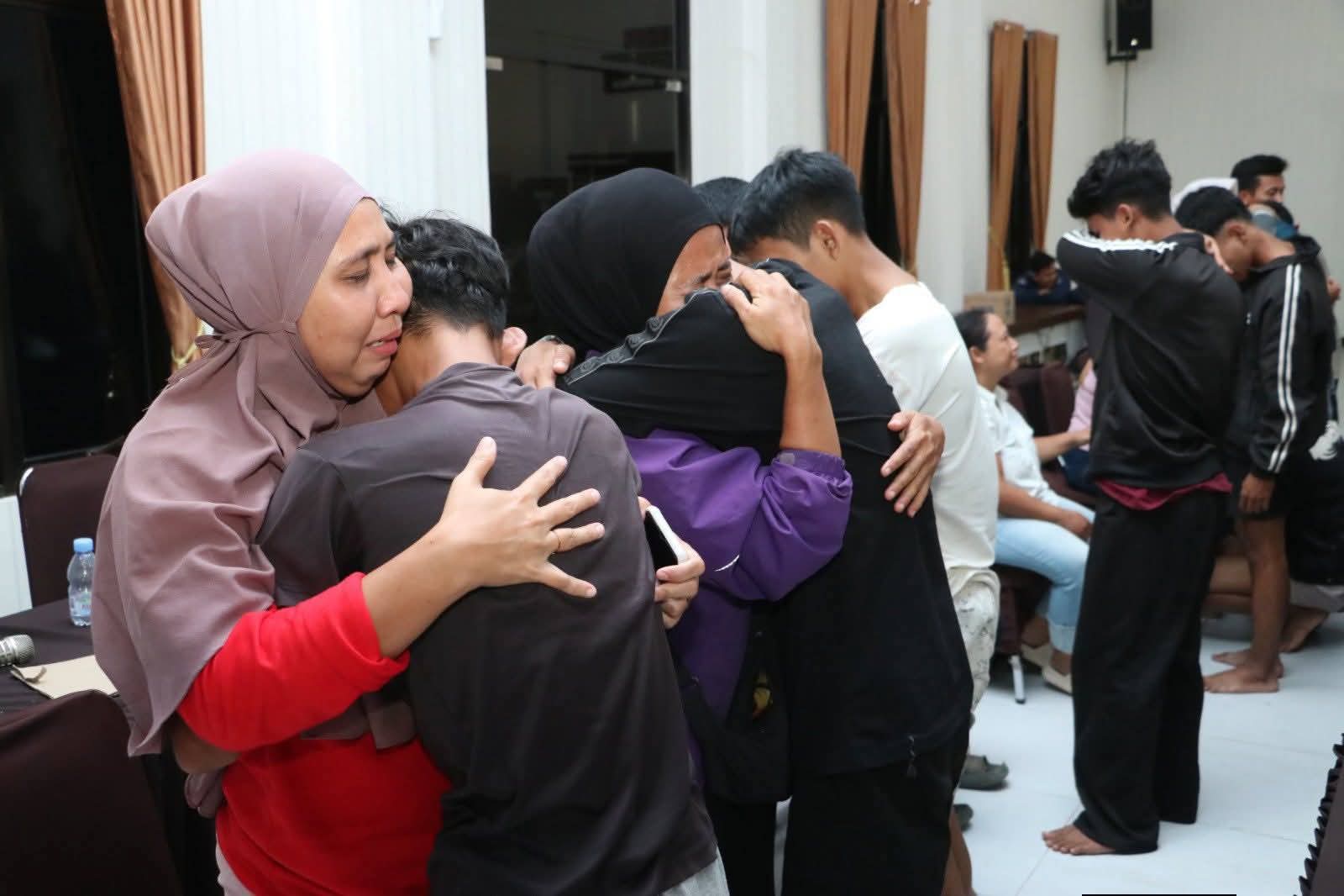 20 Remaja Diduga Hendak Tawuran Diamankan Polres Kebumen, Tangis Pecah Saat Minta Maaf kepada Orang Tua